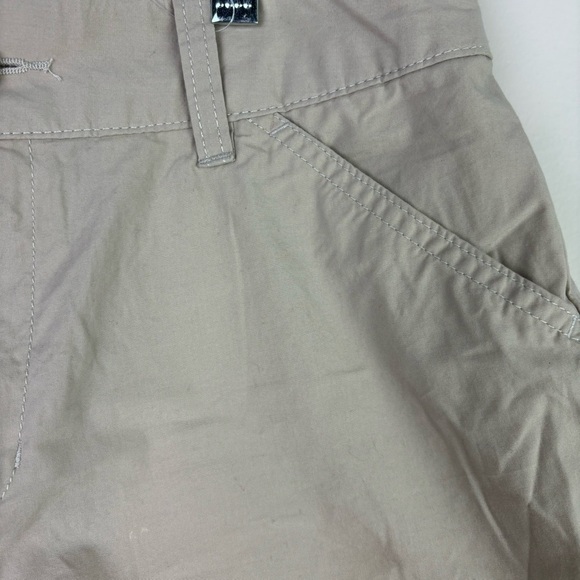 Columbia Women’s Shorts - Picture 7 of 11